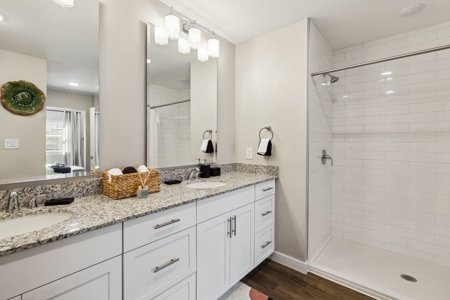 Jasmine: One-Bedroom Luxury Living