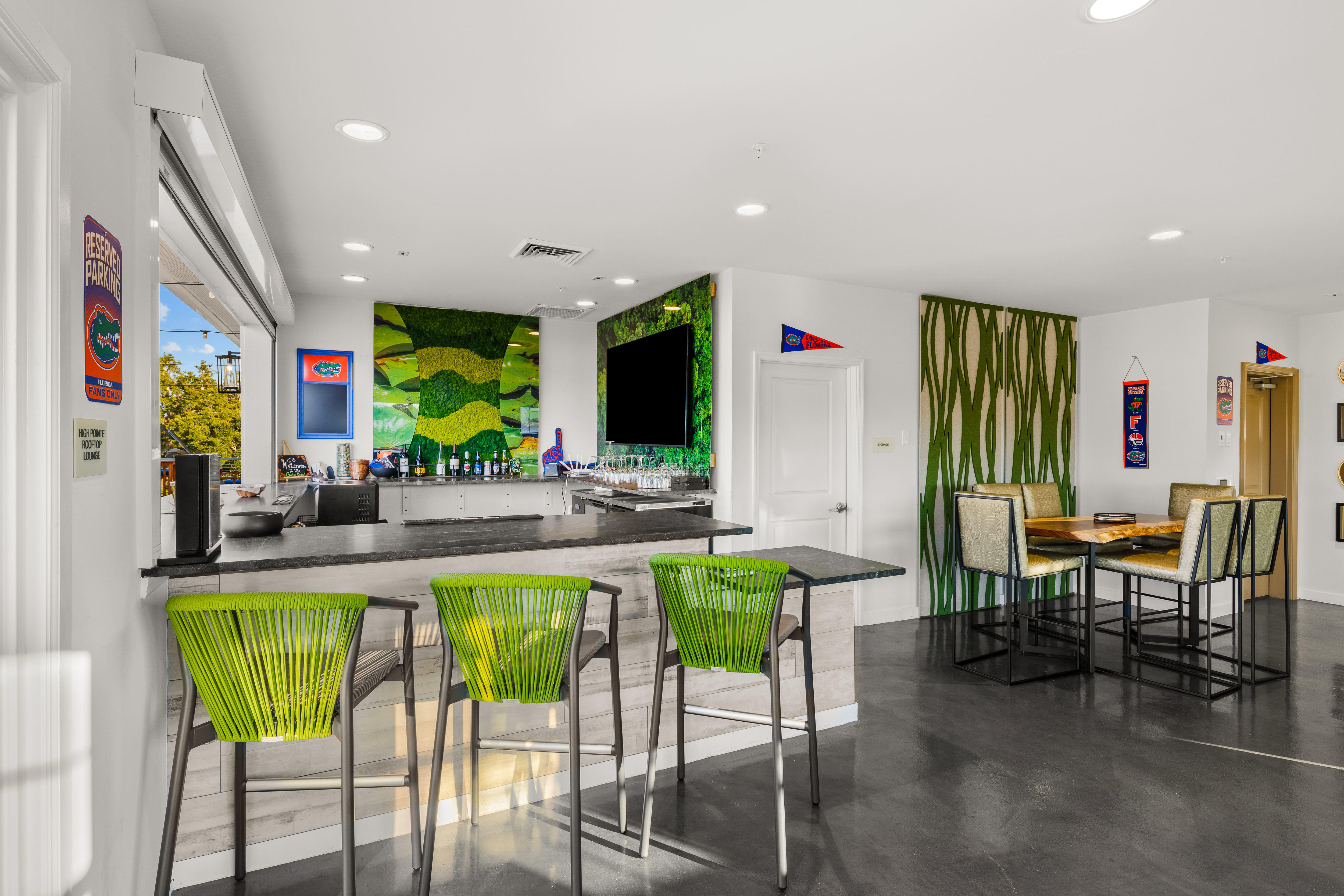 Gator Bar