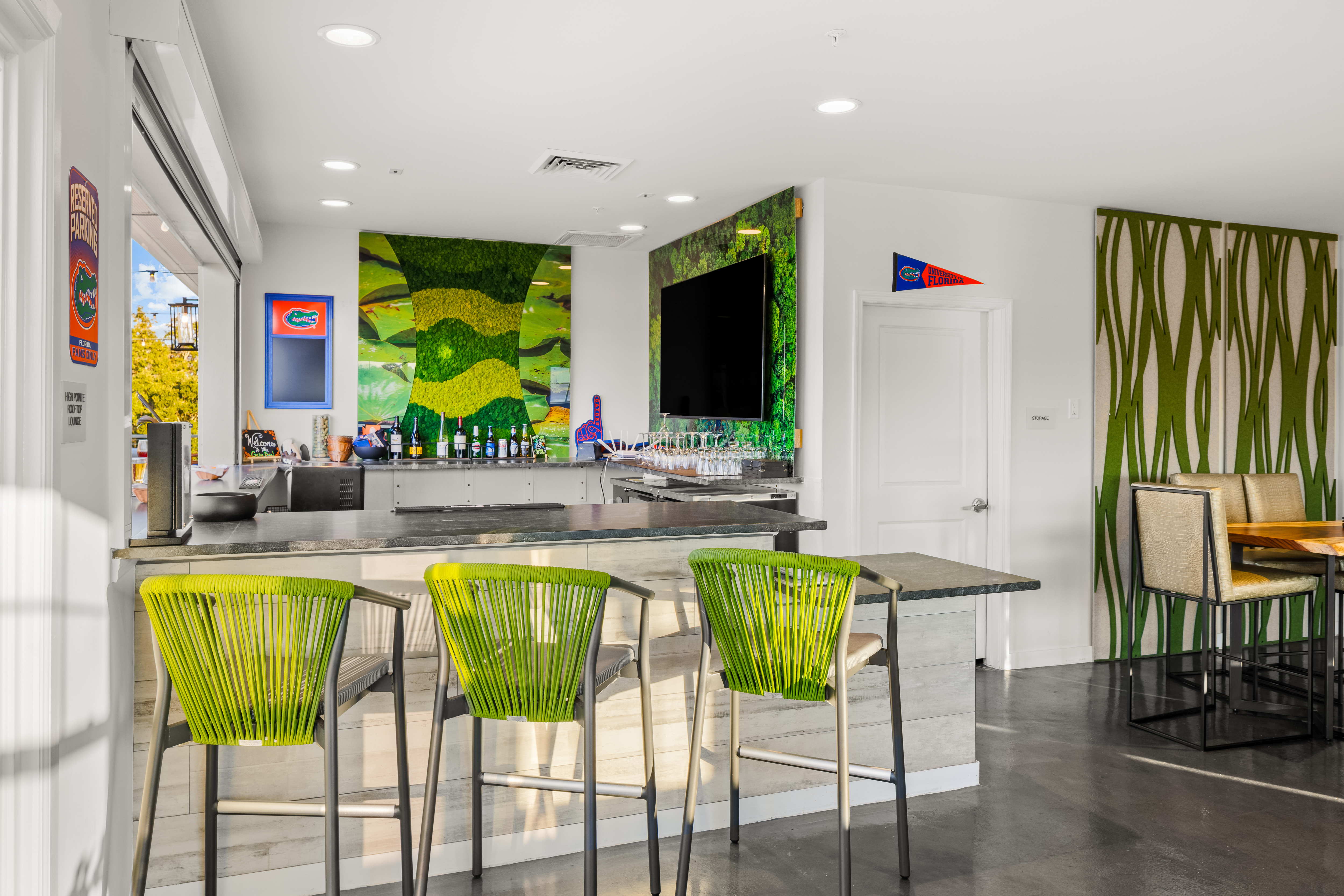 Gator Bar